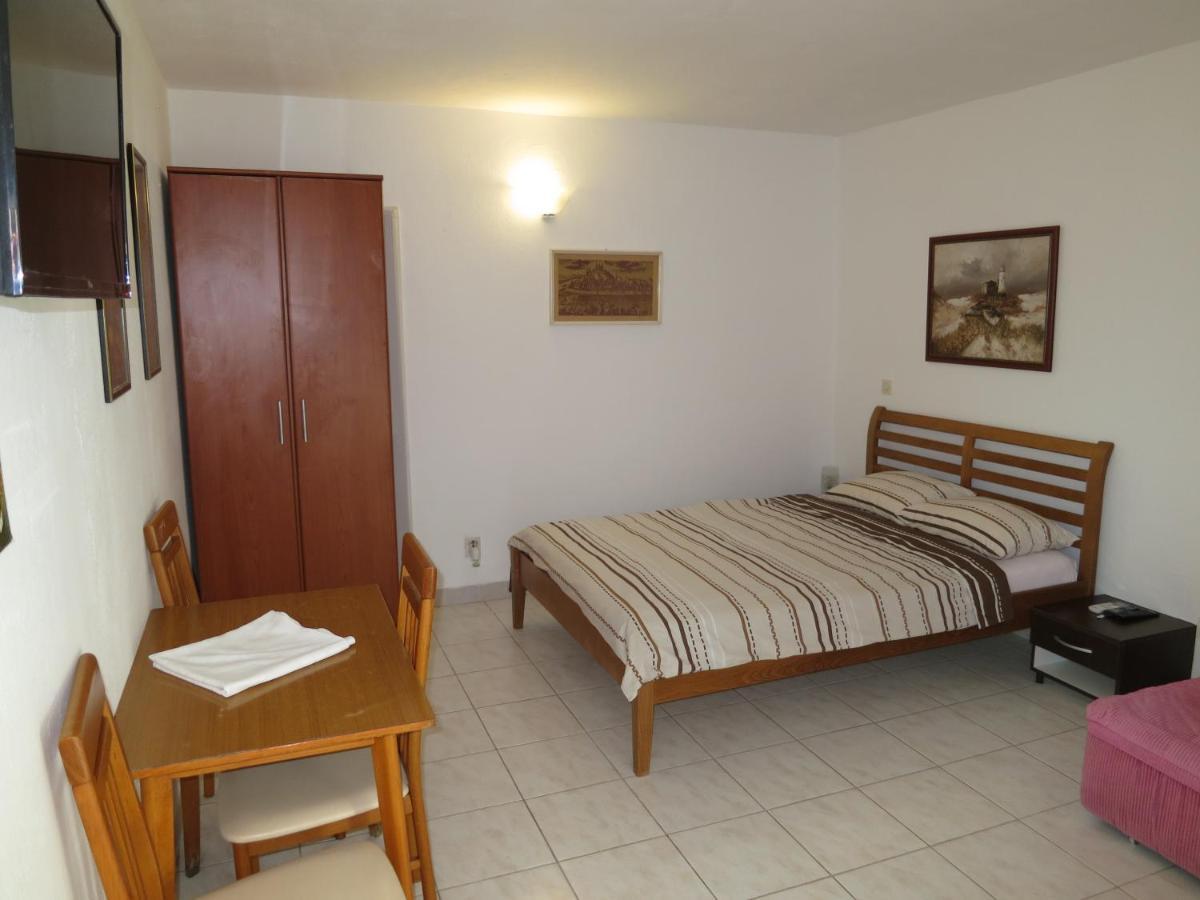 Rezevici Apartments Petrovac Room photo